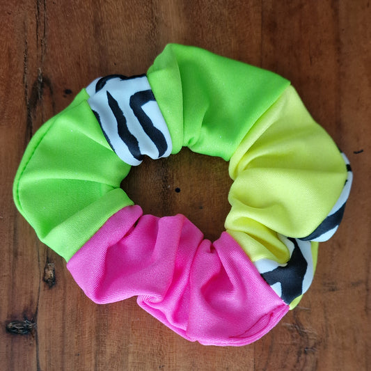 Scrunchie Zero Waste de Retales: Colores Únicos y Consciencia